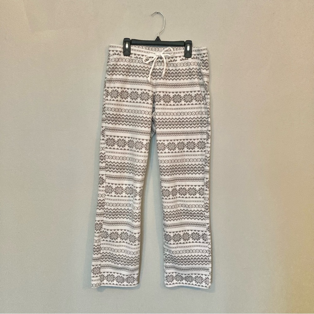4/$10 - Old Navy Fleece Snowflake Pajama Pants with Drawstring